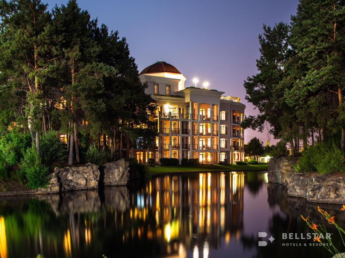 The Royal Kelowna - Bellstar Hotels & Resorts Εξωτερικό φωτογραφία
